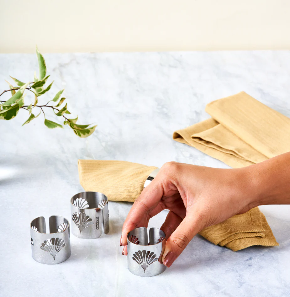 Deco Classic - Floral Napkin Rings - Image 6