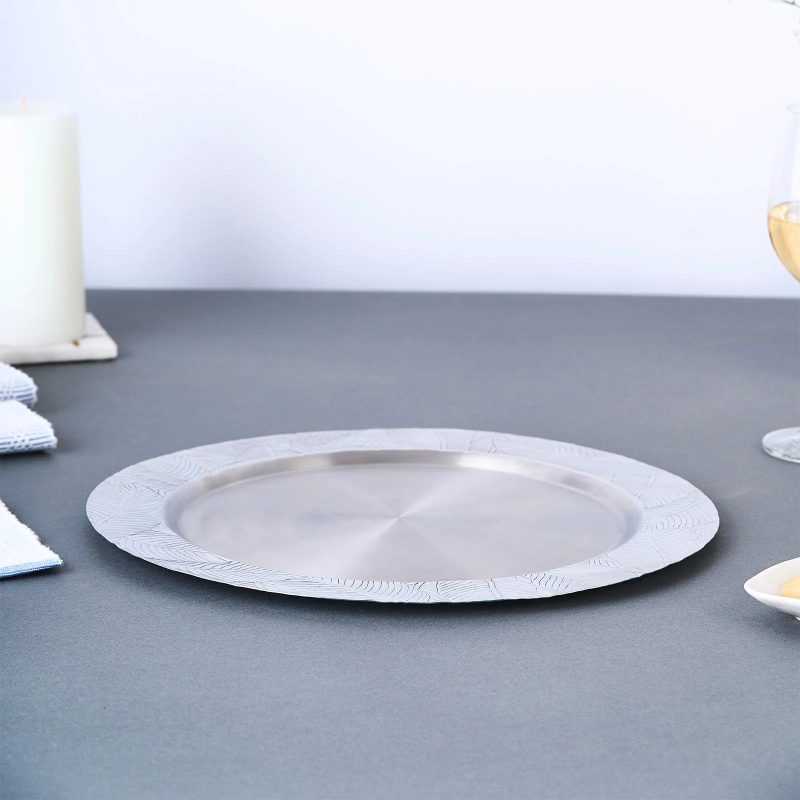 Decoline Flower Charger Plate - Image 4
