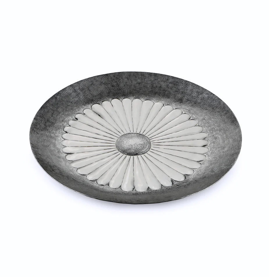 Flower Platter with Hammer Decorative - Image 10