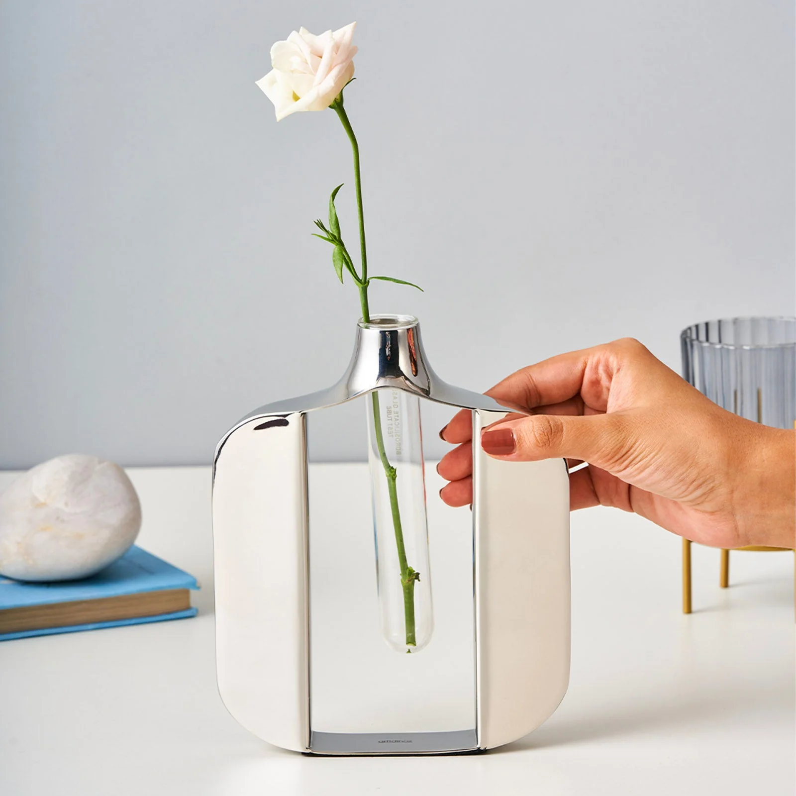 Sanity Flower Vase - Image 9