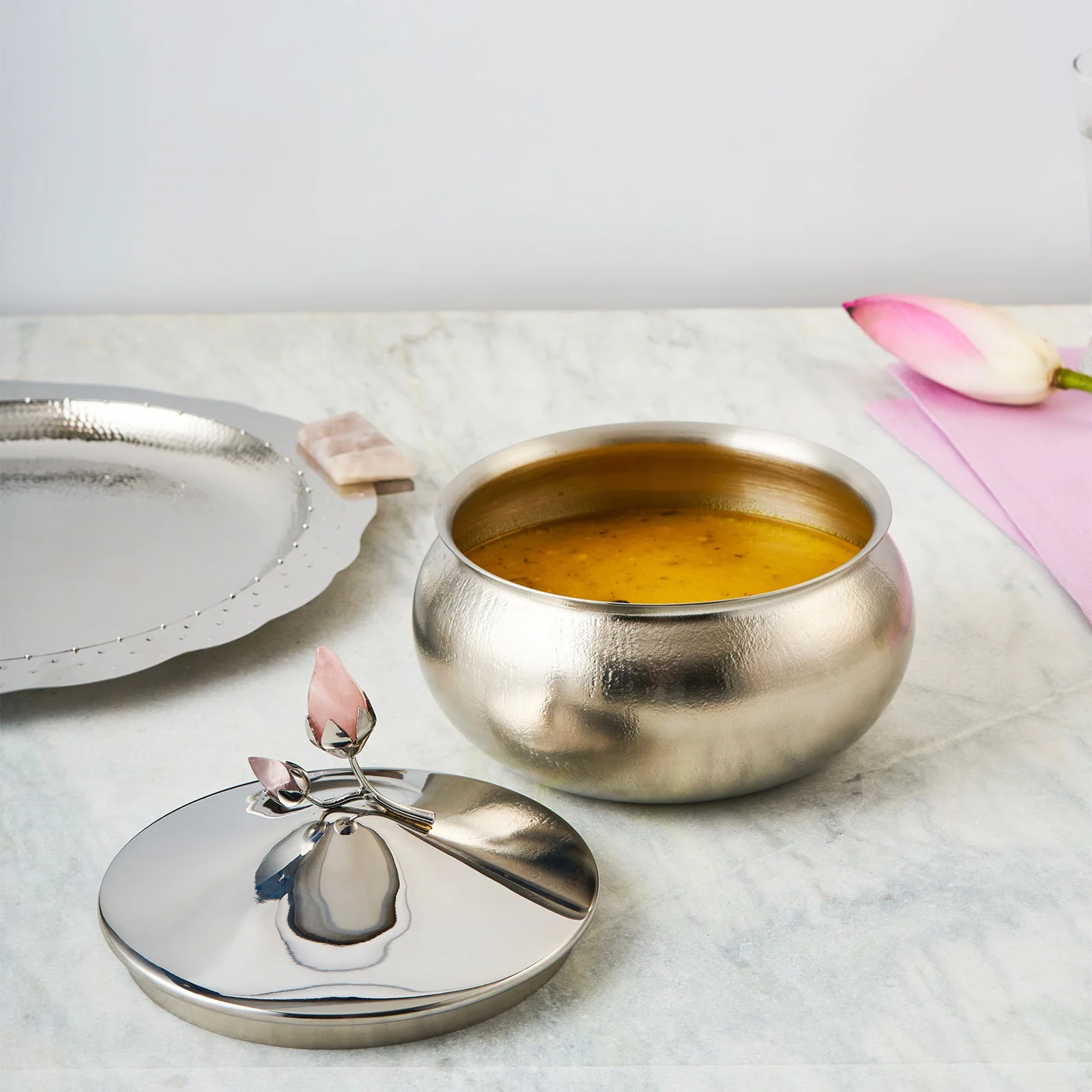 Rose Quartz Textured Serving Bowl with Lid | Medium - Image 6