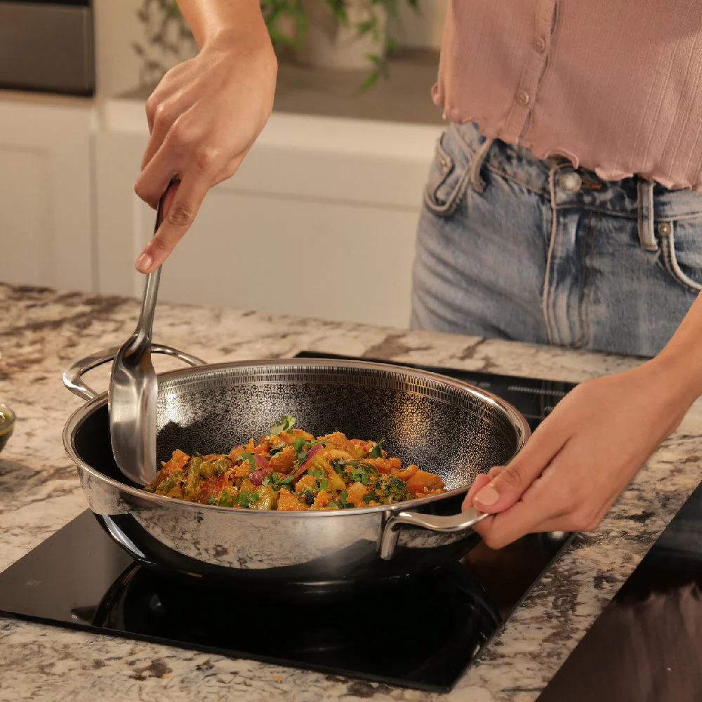Stainless Steel Triply Kadhai 24 cm (2.7 Ltr) Etched Nonstick with Rivetless Stay Cool Handle + Vented Glass Lid - Image 6